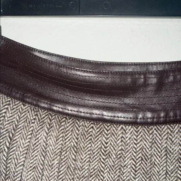 Altar’d State Elegant Brown Tweed Pleated Skirt - medium. B4 - Picture 3 of 6